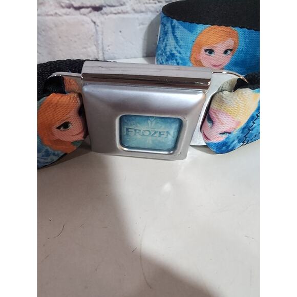 Buckle Down Frozen Unisex Buckle Belt Graphic Print 45" - Picture 2 of 9